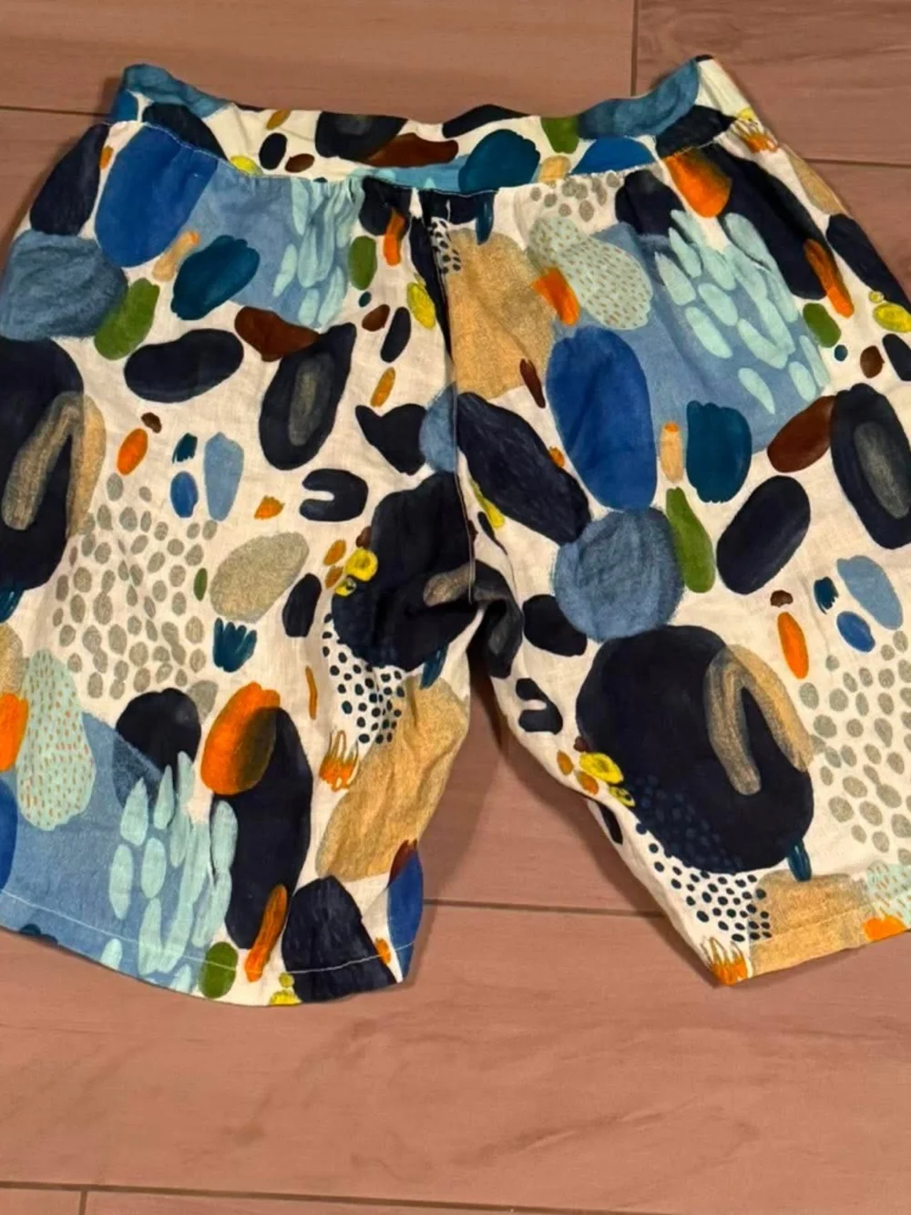 Flora Ashley Women’s Abstract Multi-Color Shorts w pockets LARGE NEW WITH TAGS